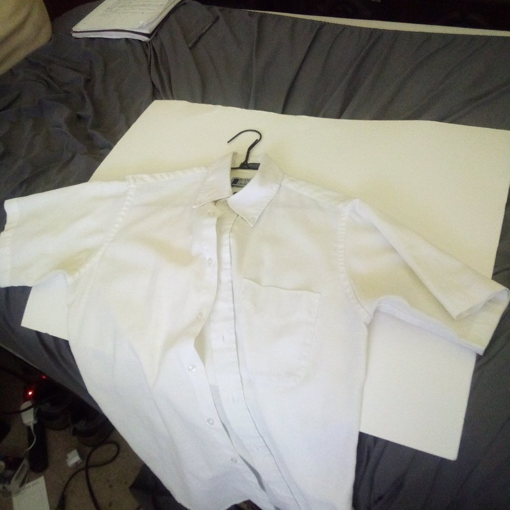 White Sutter and Grant Dress Shirt Neck 15